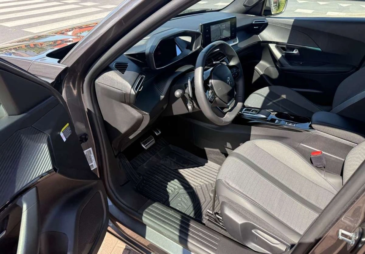 Peugeot 2008 - Zdjęcie 2