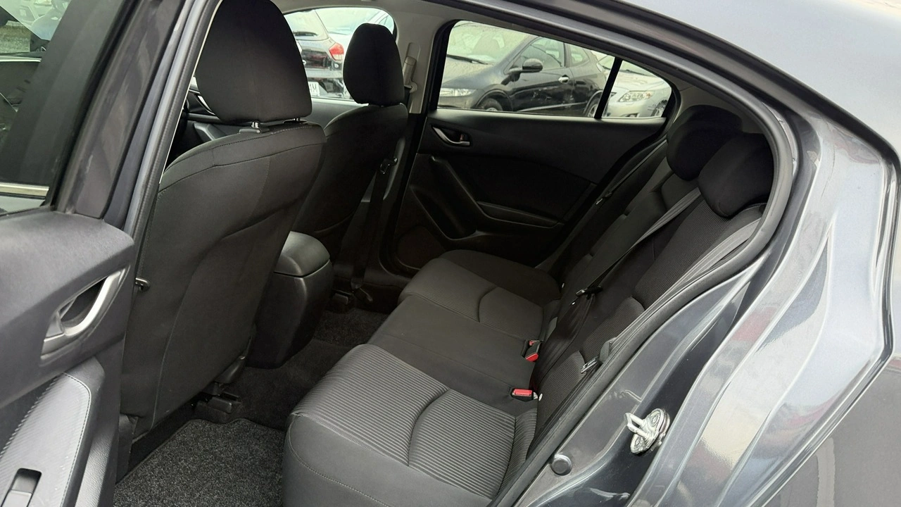 Mazda 3 - Zdjęcie 20