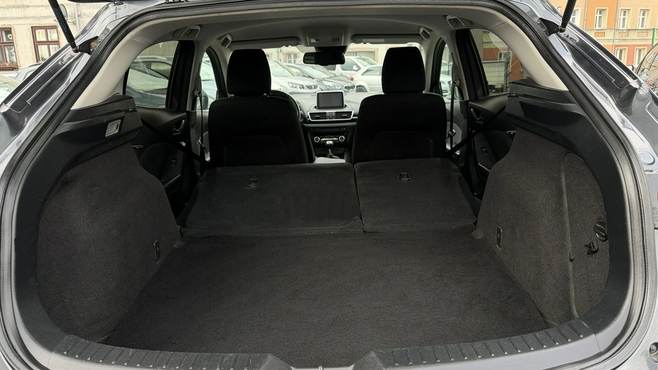 Mazda 3 - Zdjęcie 6