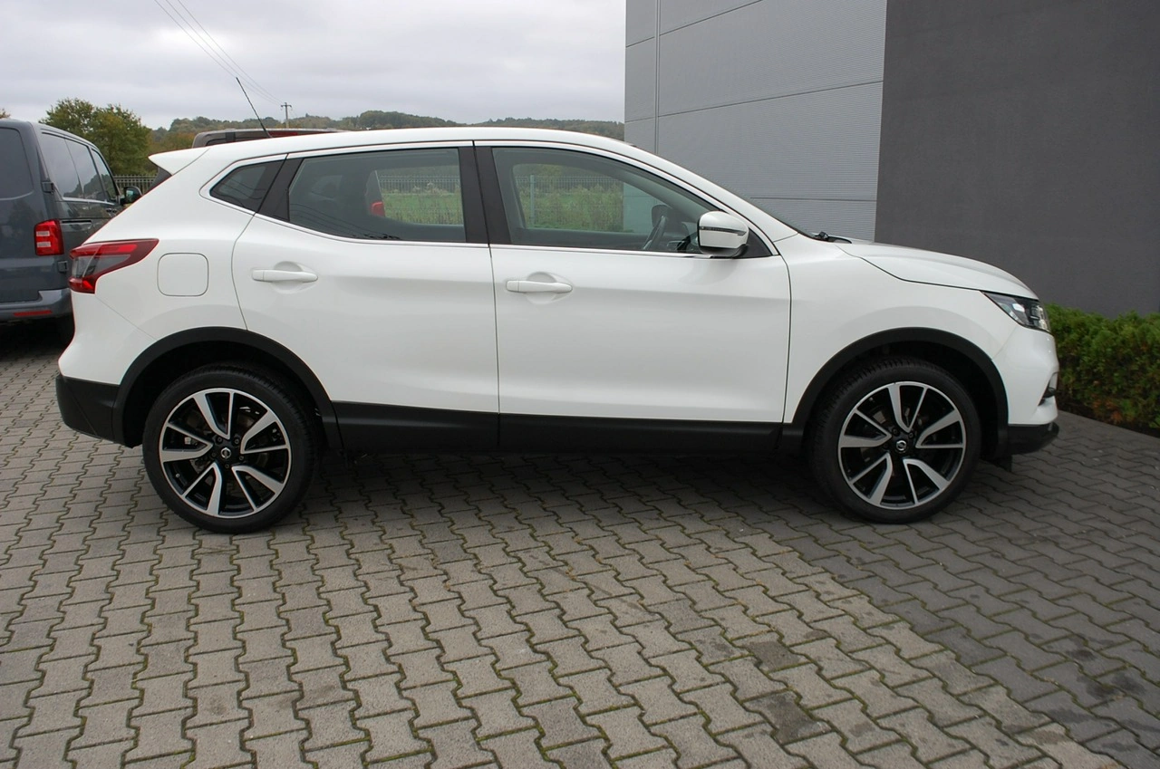 Nissan Qashqai - Zdjęcie 16
