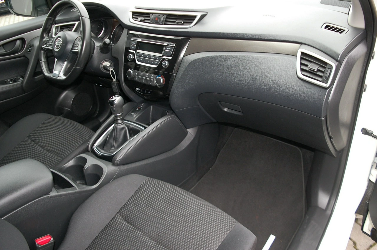Nissan Qashqai - Zdjęcie 25