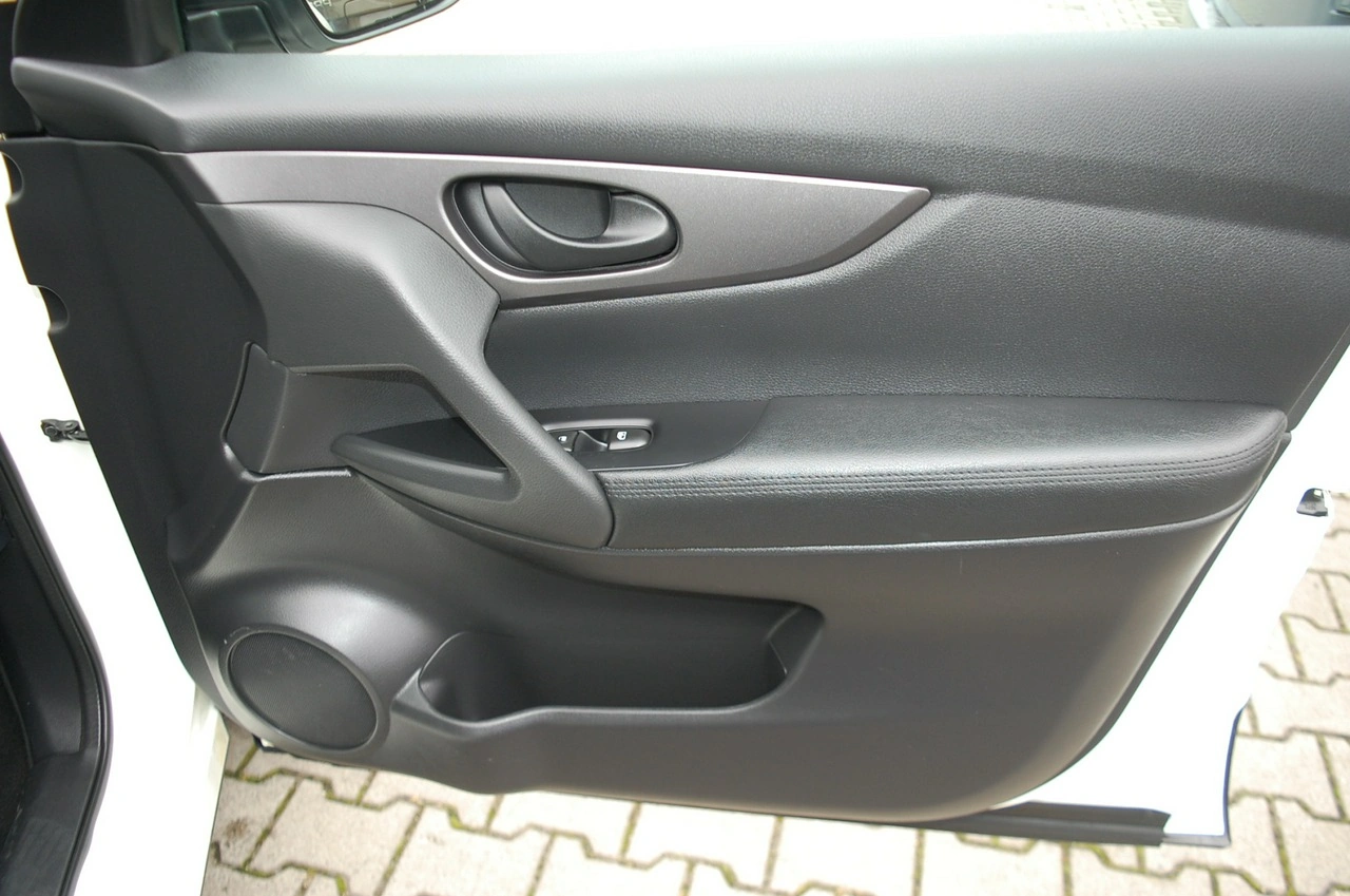 Nissan Qashqai - Zdjęcie 31