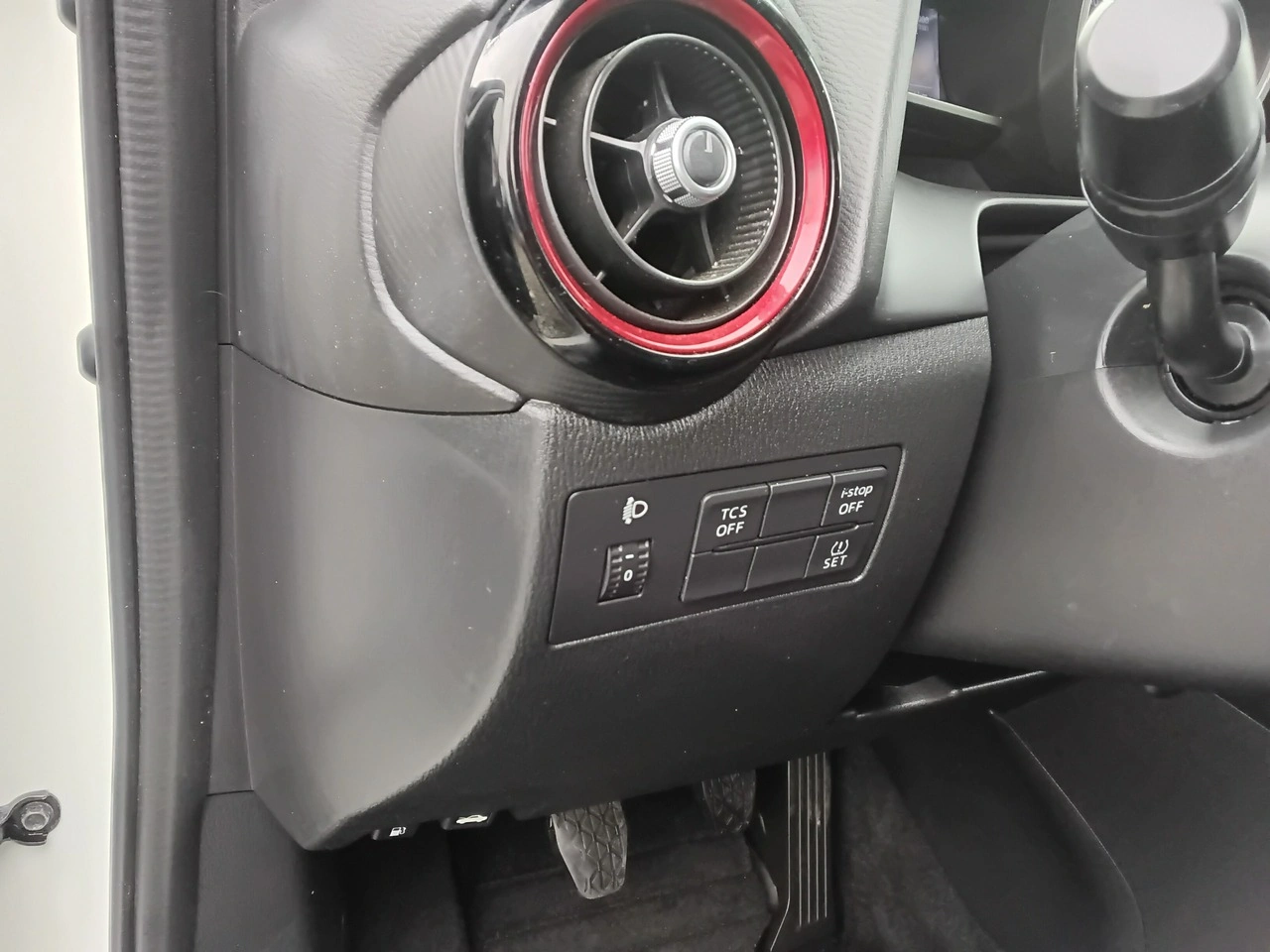 Mazda CX-3 - Zdjęcie 28