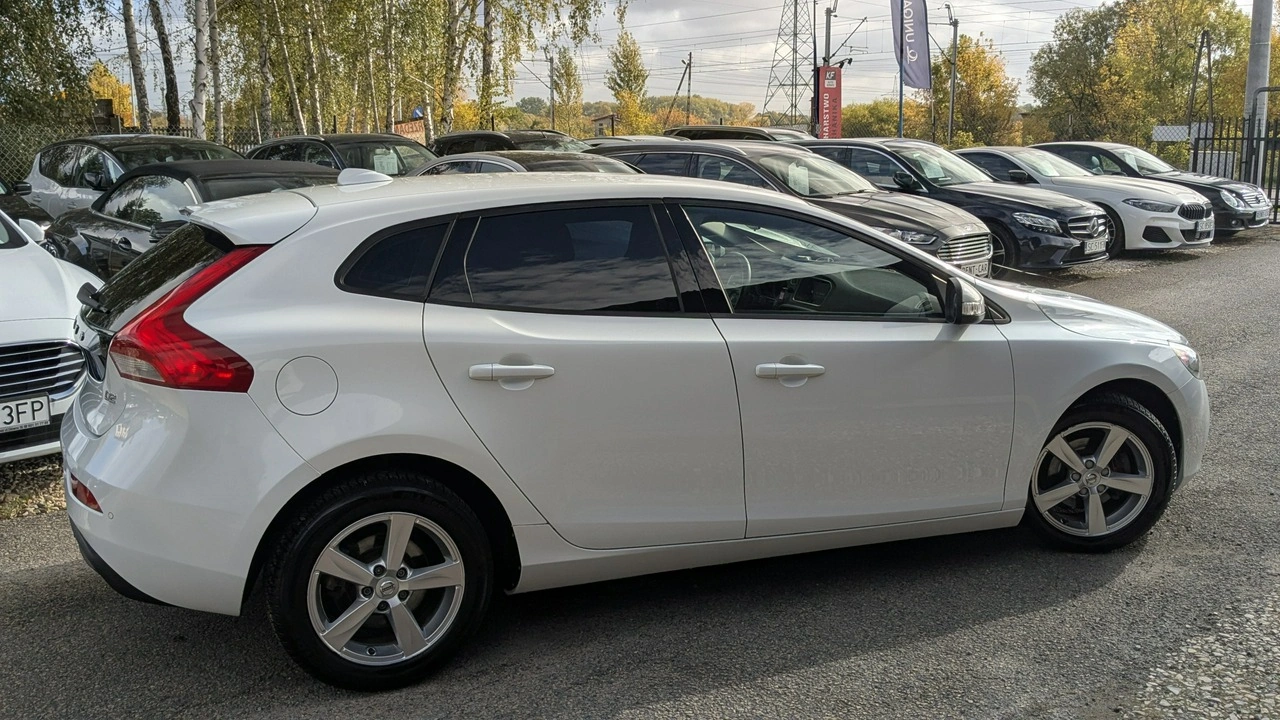 Volvo V40 - Zdjęcie 12