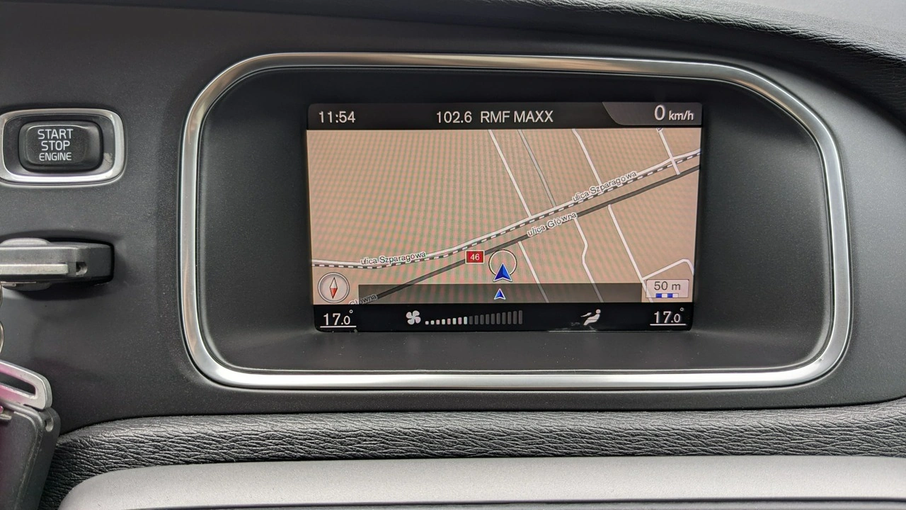 Volvo V40 - Zdjęcie 25