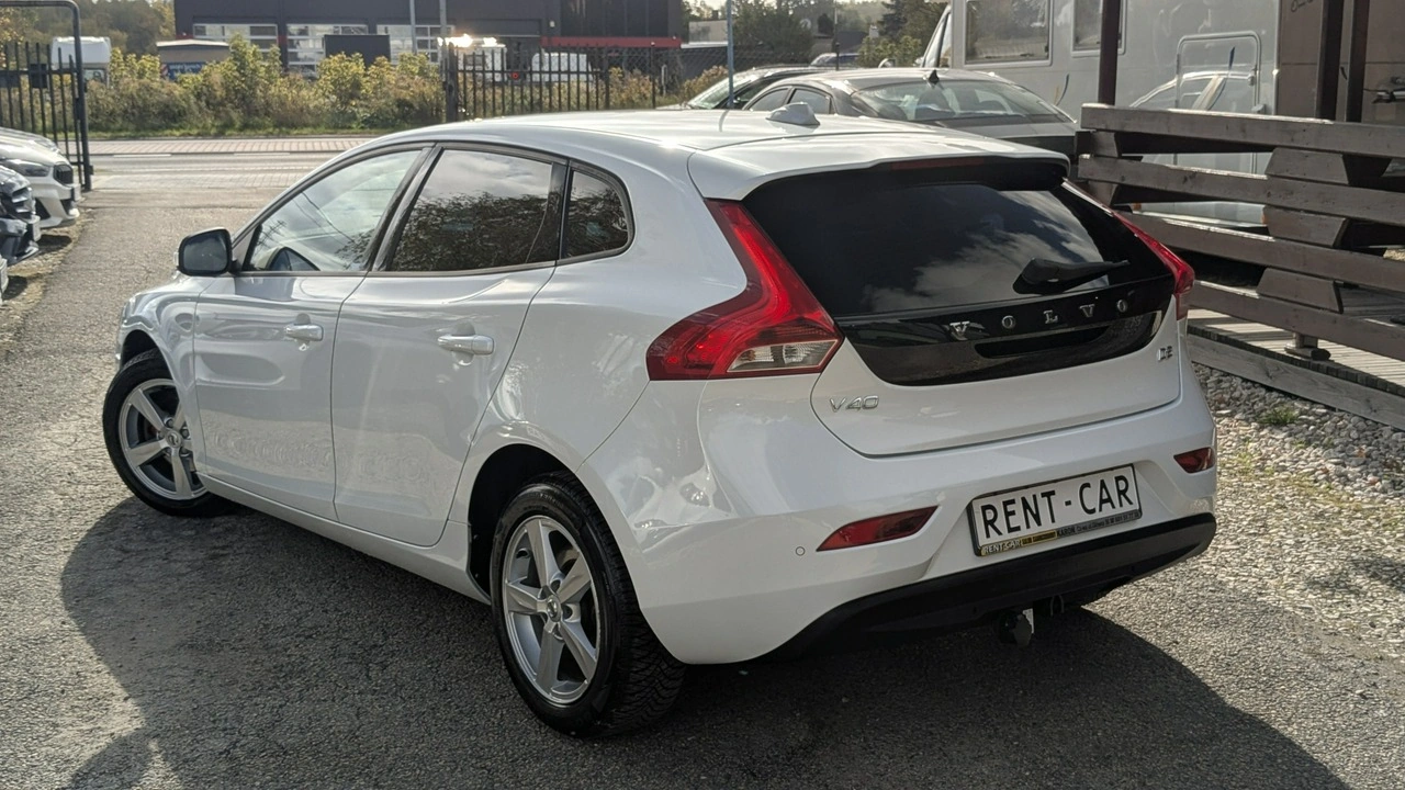Volvo V40 - Zdjęcie 8