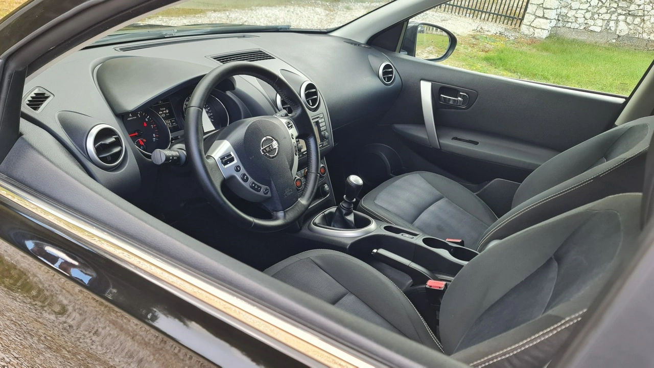 Nissan Qashqai - Zdjęcie 9