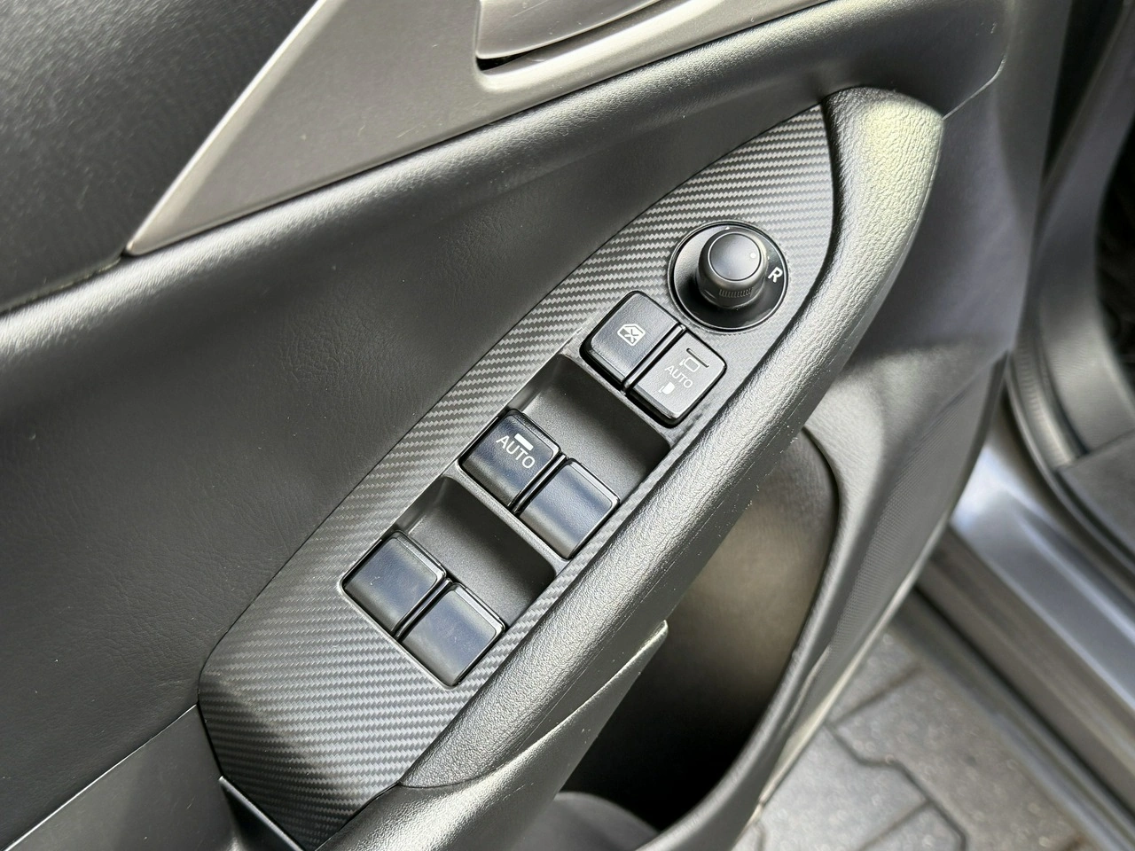 Mazda CX-3 - Zdjęcie 9