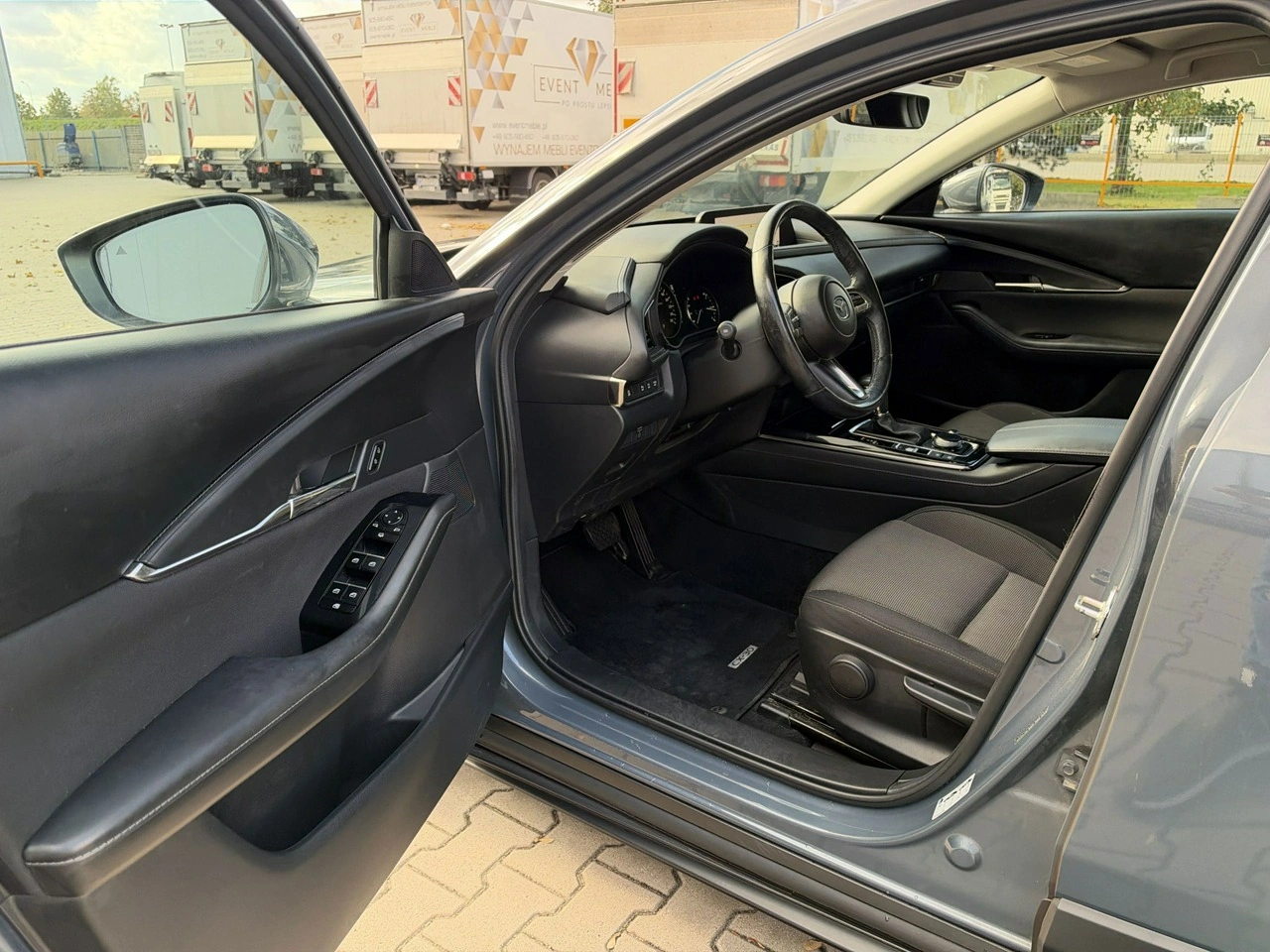 Mazda CX-30 - Zdjęcie 9
