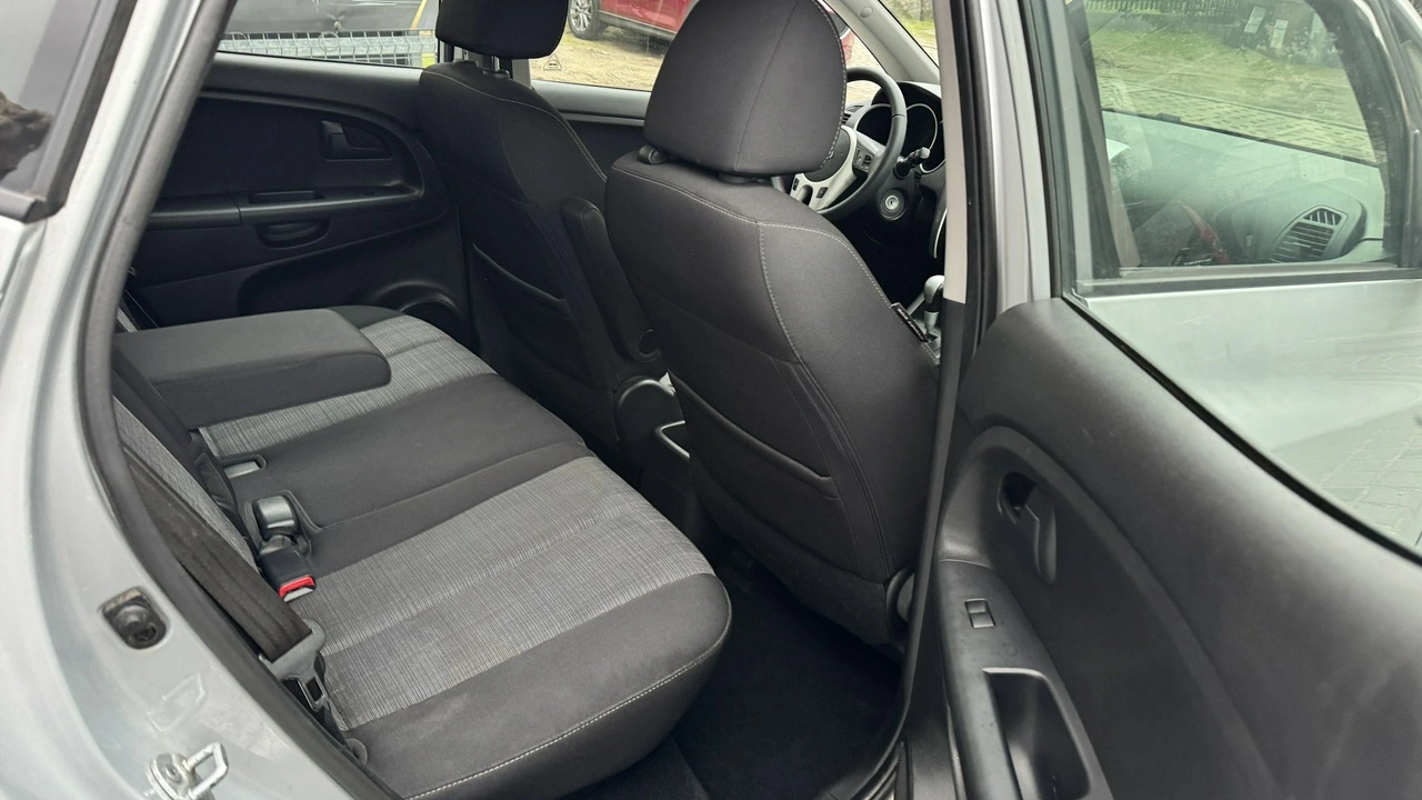 Kia Venga - Zdjęcie 34