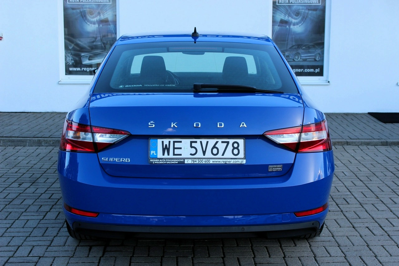 Skoda Superb - Zdjęcie 4