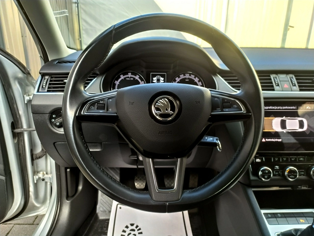 Skoda Octavia - Zdjęcie 15