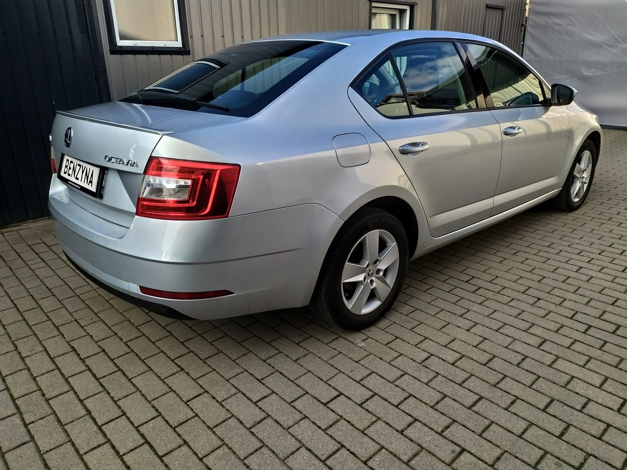 Skoda Octavia - Zdjęcie 6