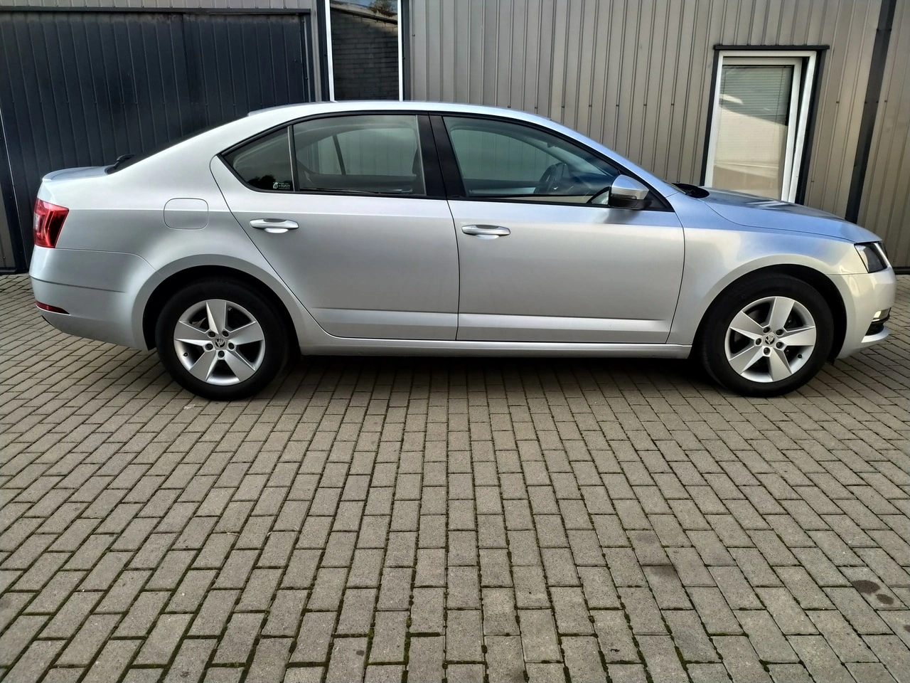 Skoda Octavia - Zdjęcie 7