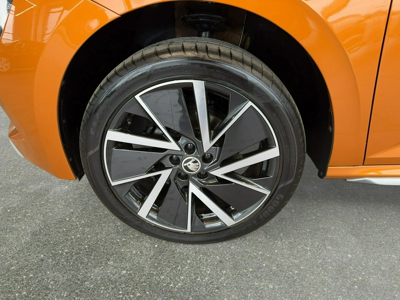 Skoda Kamiq - Zdjęcie 9