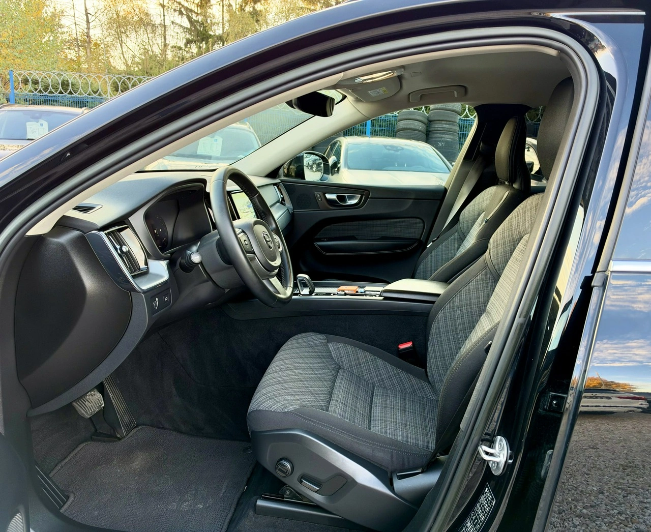 Volvo XC 60 - Zdjęcie 8