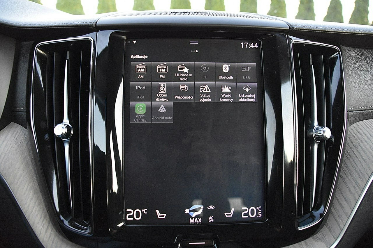 Volvo XC 60 - Zdjęcie 10