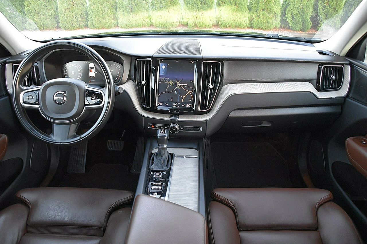 Volvo XC 60 - Zdjęcie 11