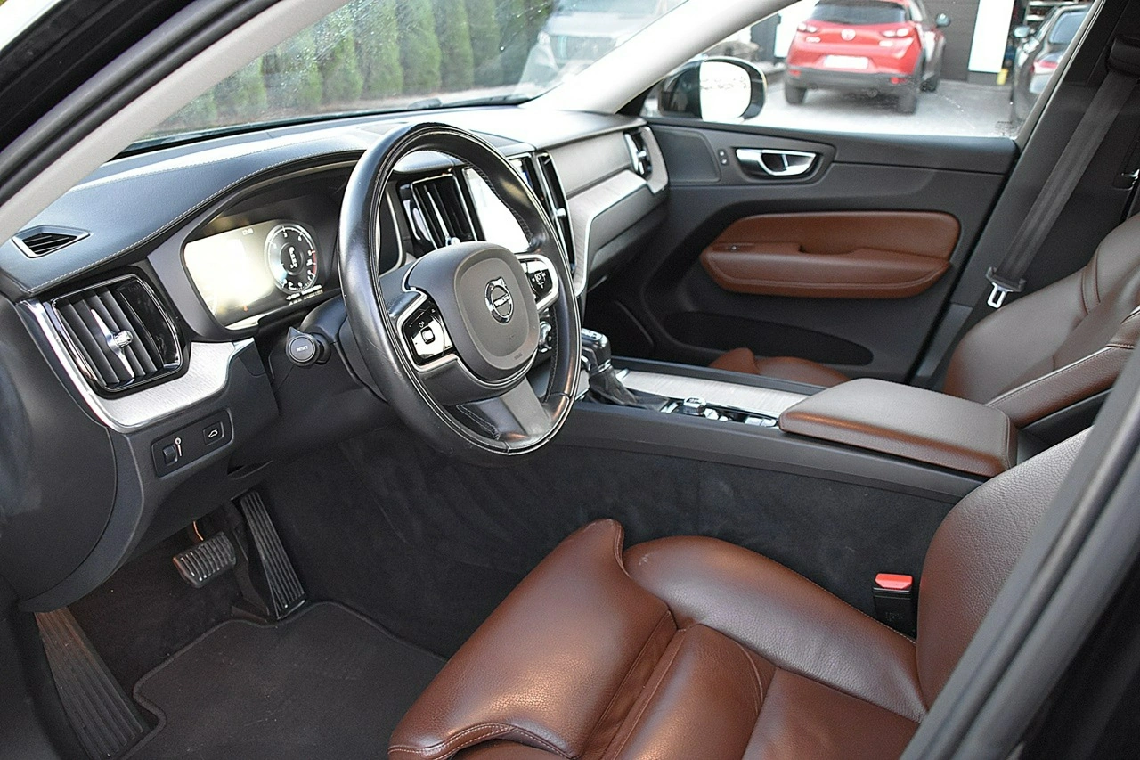 Volvo XC 60 - Zdjęcie 12