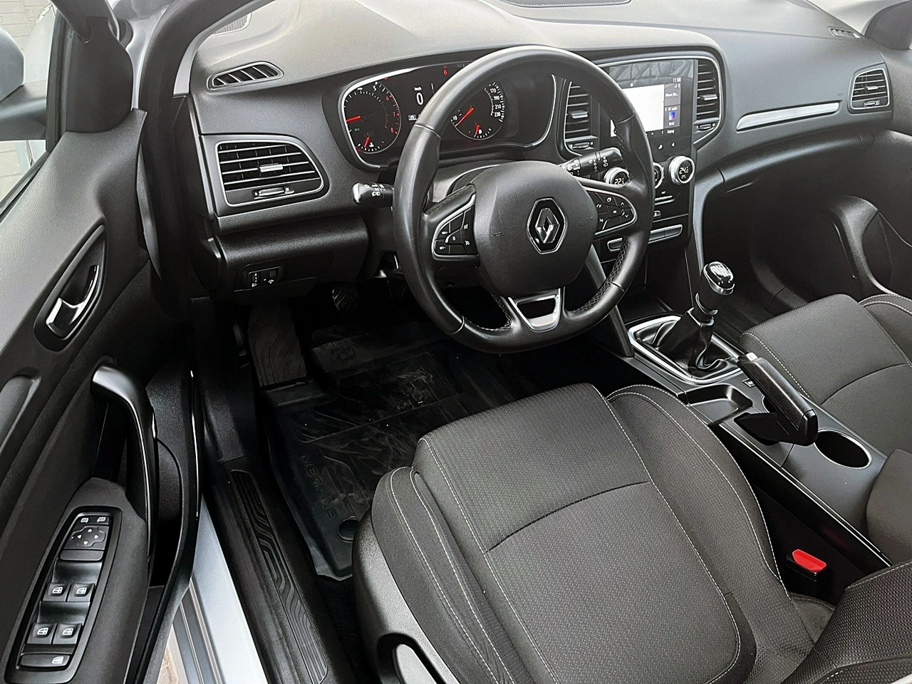 Renault Megane - Zdjęcie 15