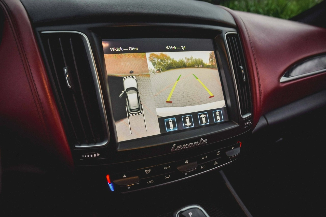Maserati Levante - Zdjęcie 22