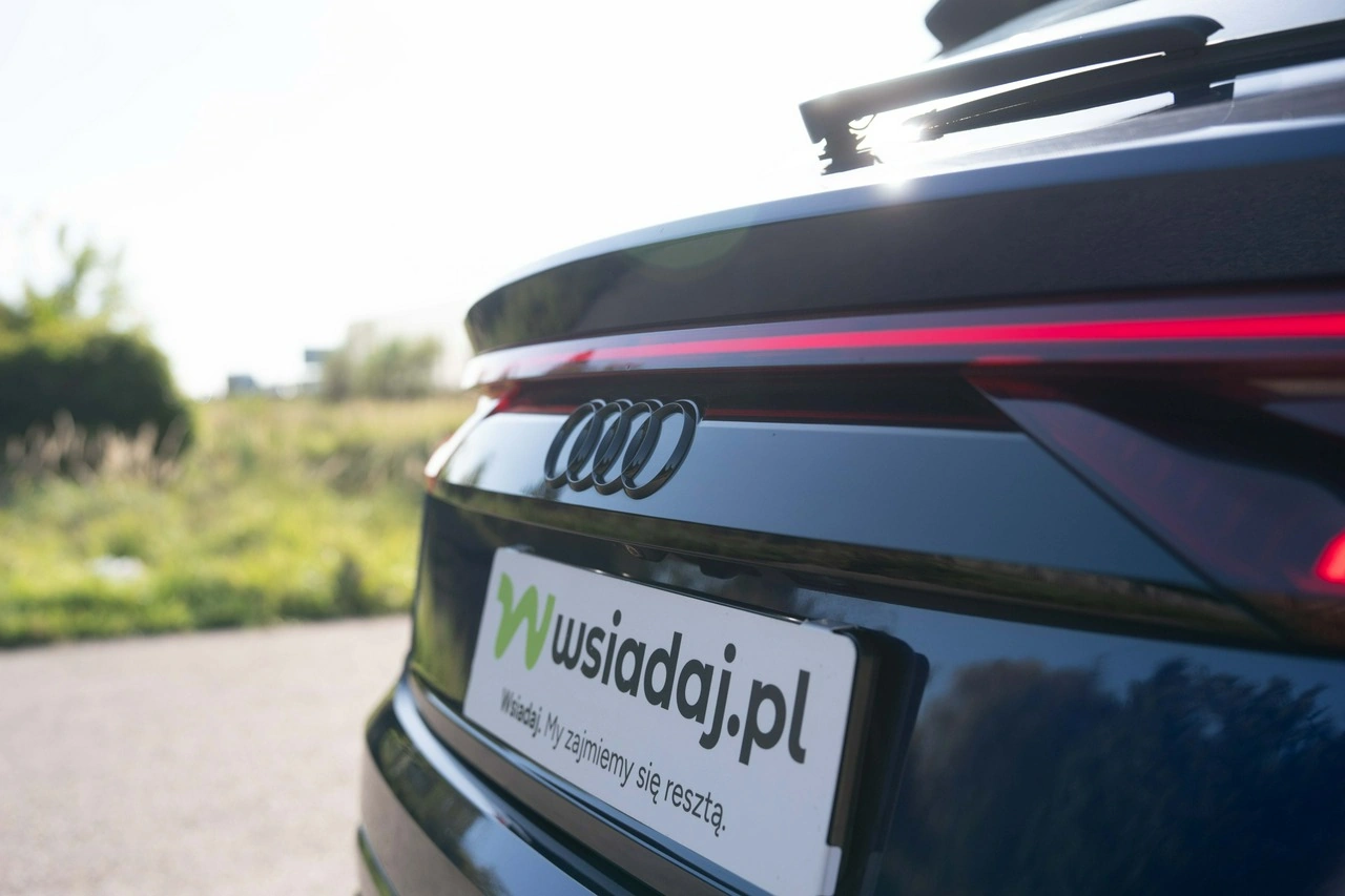 Audi Q8 - Zdjęcie 11
