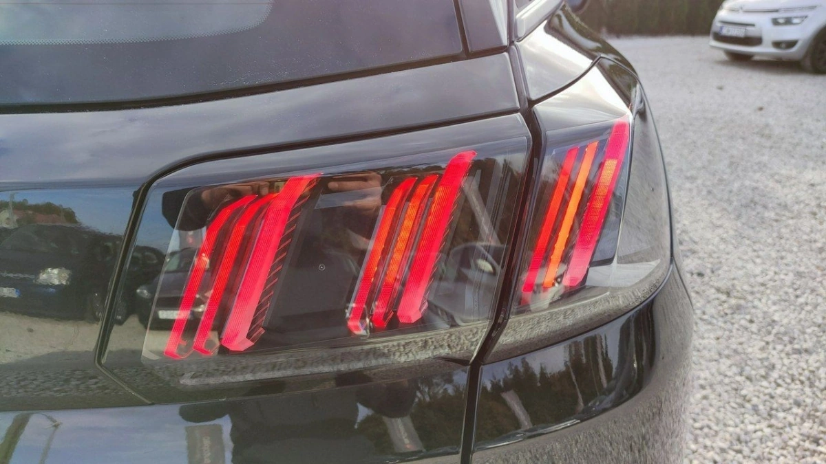 Peugeot 3008 - Zdjęcie 21