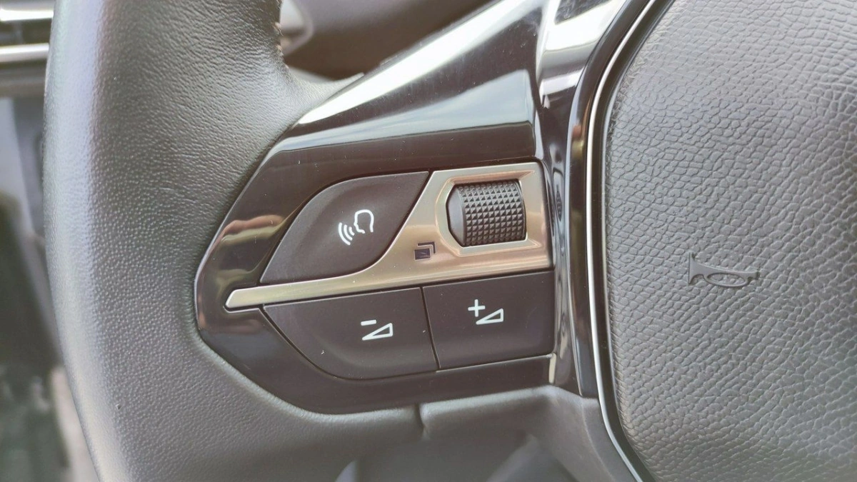 Peugeot 3008 - Zdjęcie 29