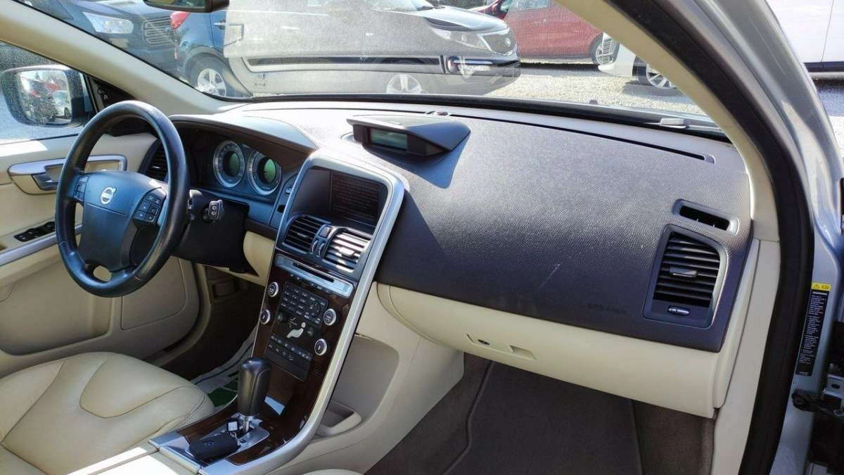 Volvo XC 60 - Zdjęcie 26