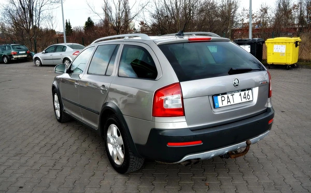Skoda Octavia - Zdjęcie 18