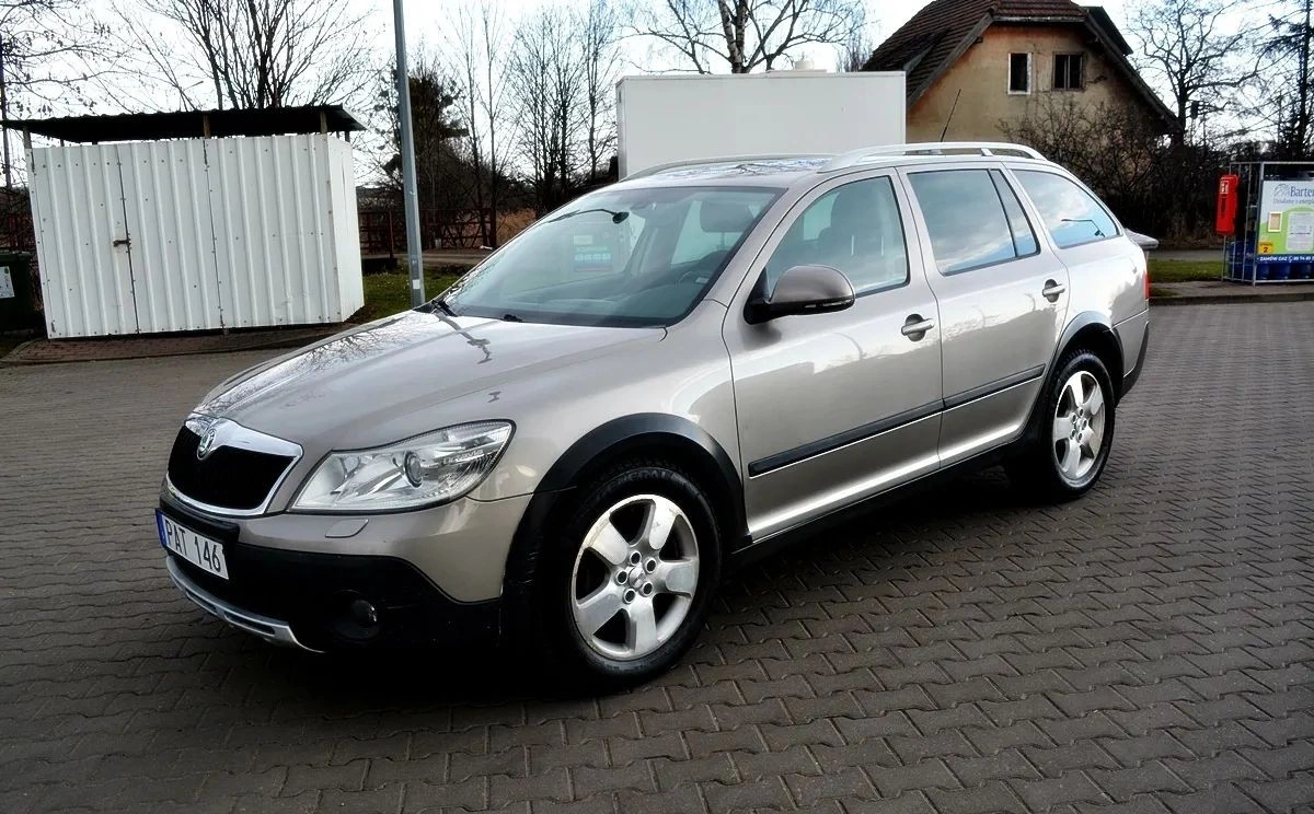 Skoda Octavia - Zdjęcie 19