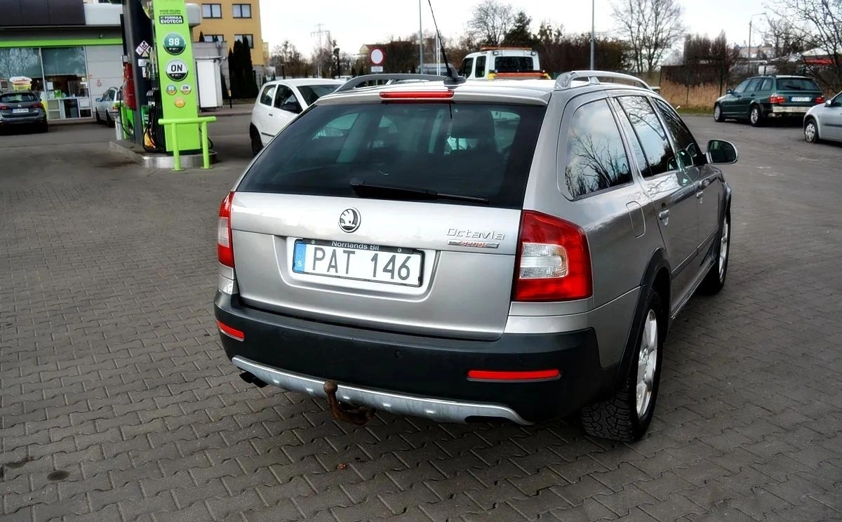 Skoda Octavia - Zdjęcie 23