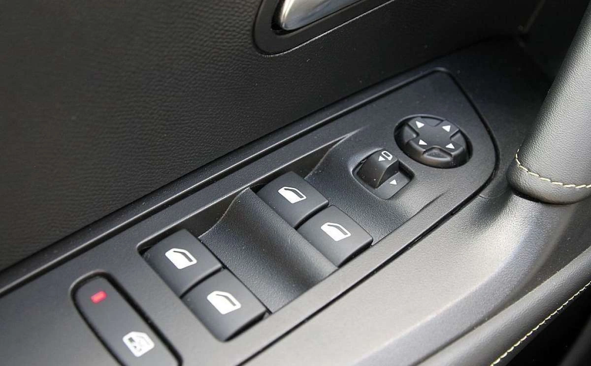 Peugeot 2008 - Zdjęcie 22