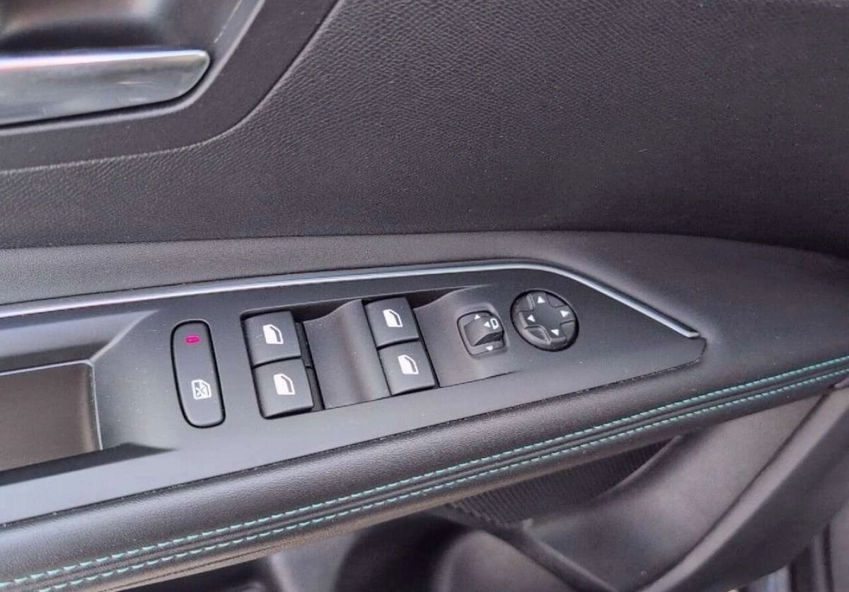 Peugeot 3008 - Zdjęcie 4