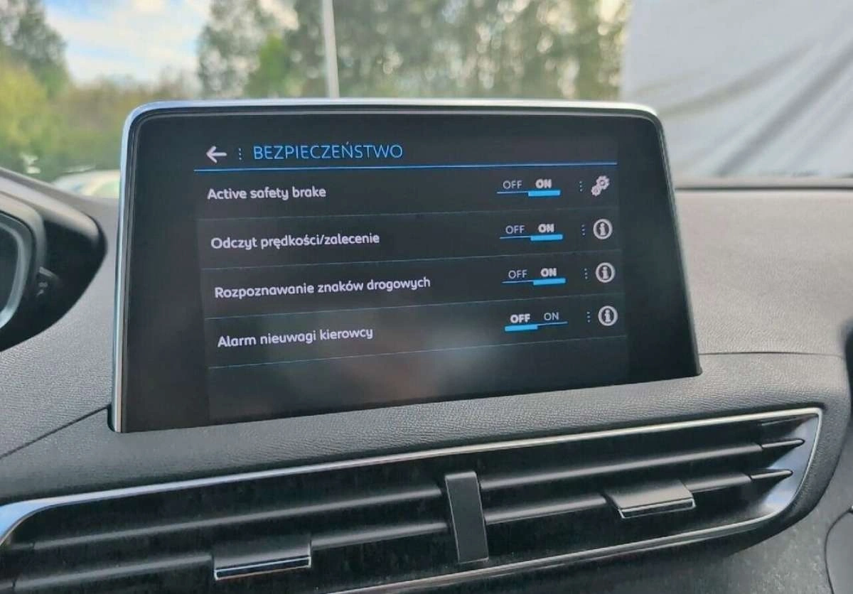 Peugeot 3008 - Zdjęcie 15