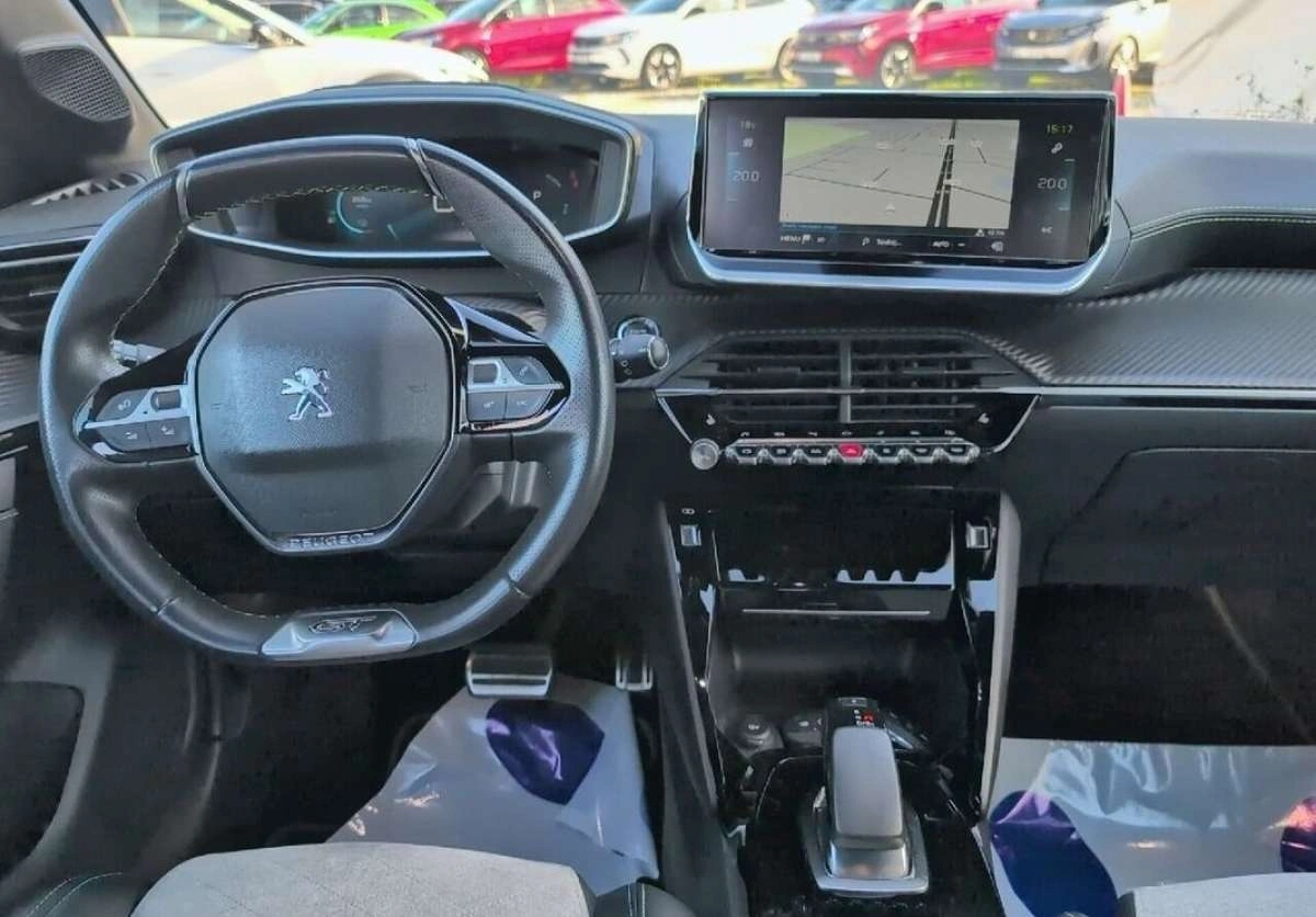 Peugeot 208 - Zdjęcie 30