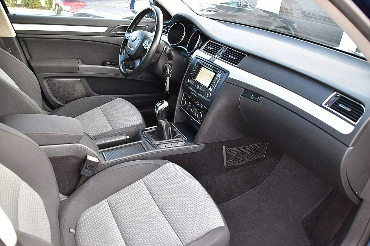 Skoda Superb - Zdjęcie 10