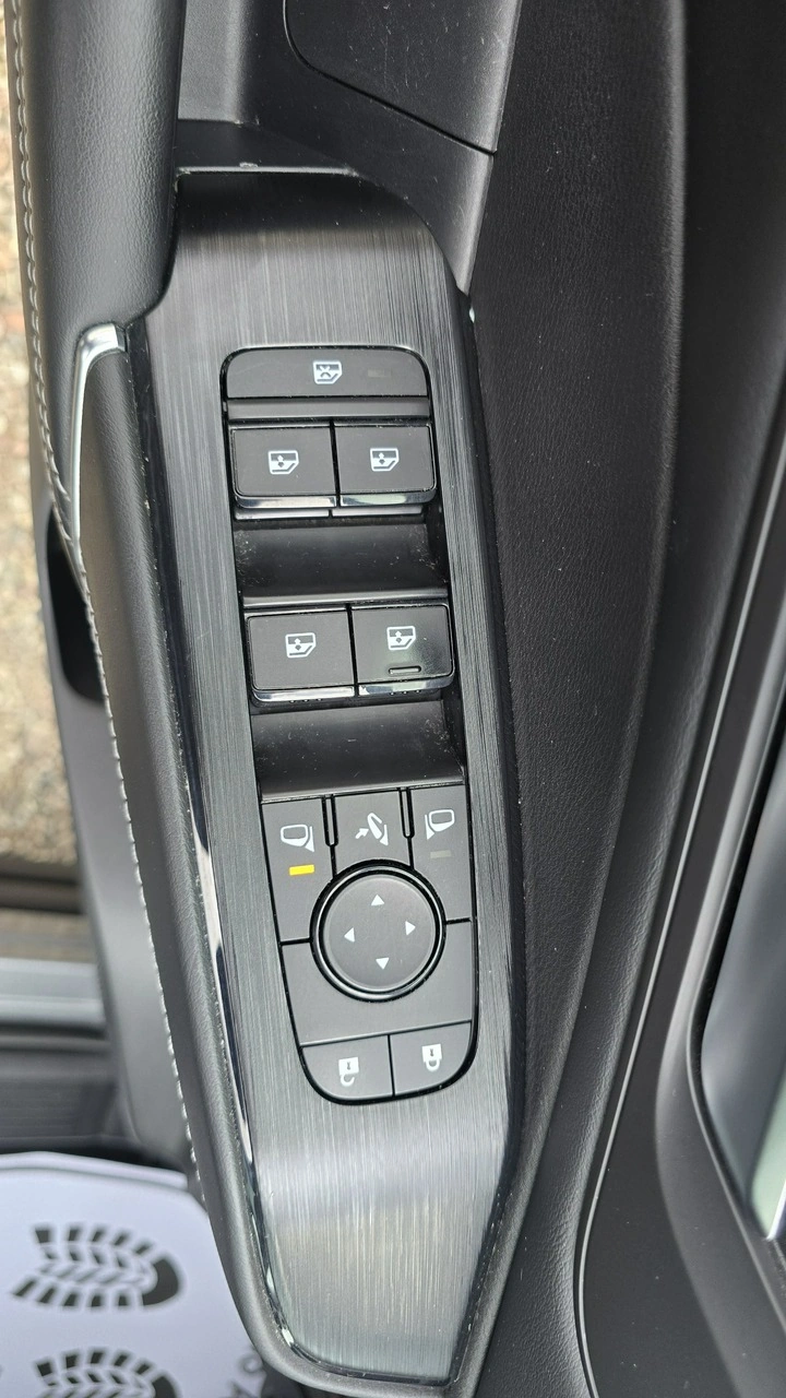 Nissan Qashqai - Zdjęcie 17