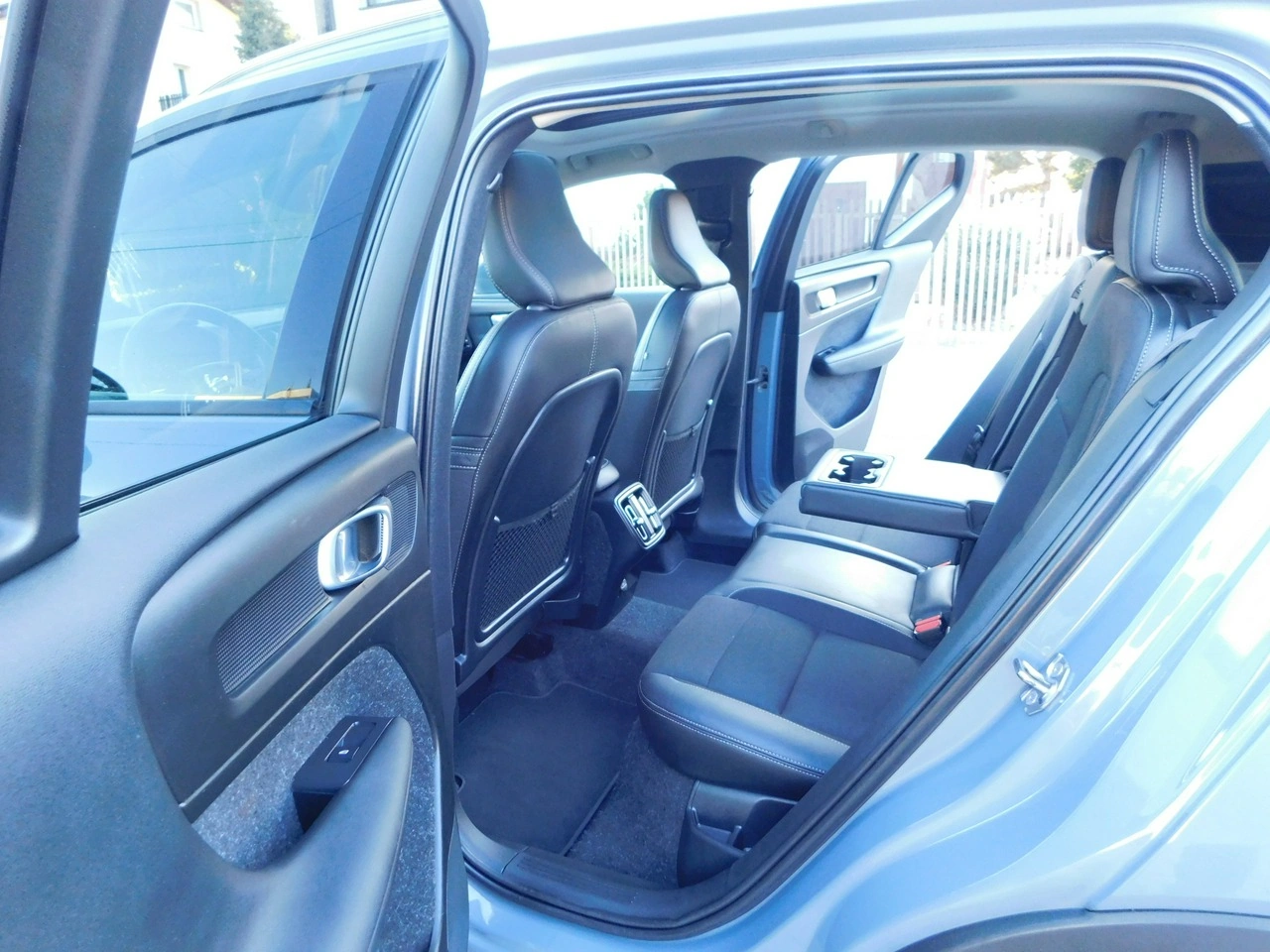 Volvo XC 40 - Zdjęcie 7