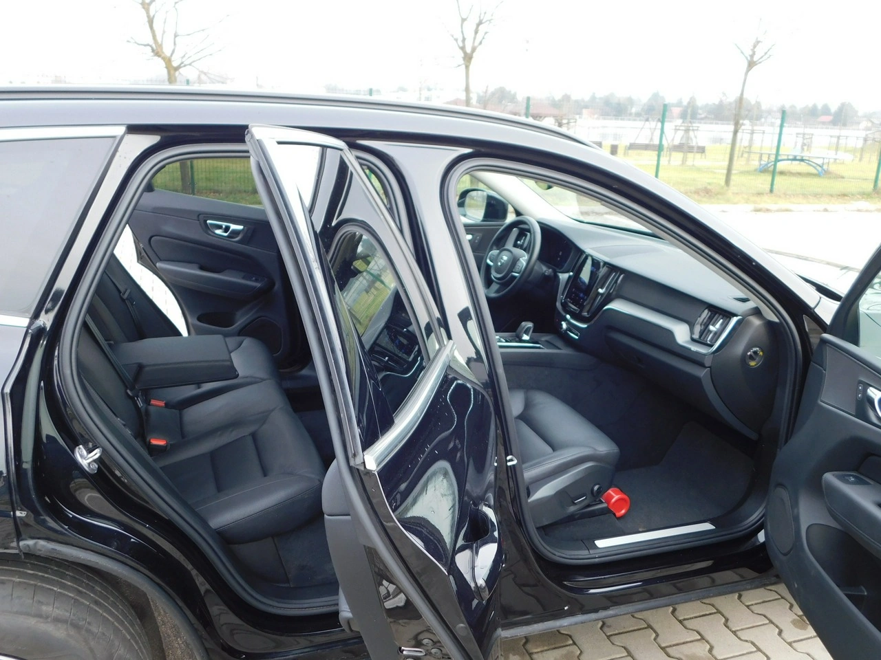 Volvo XC 60 - Zdjęcie 8