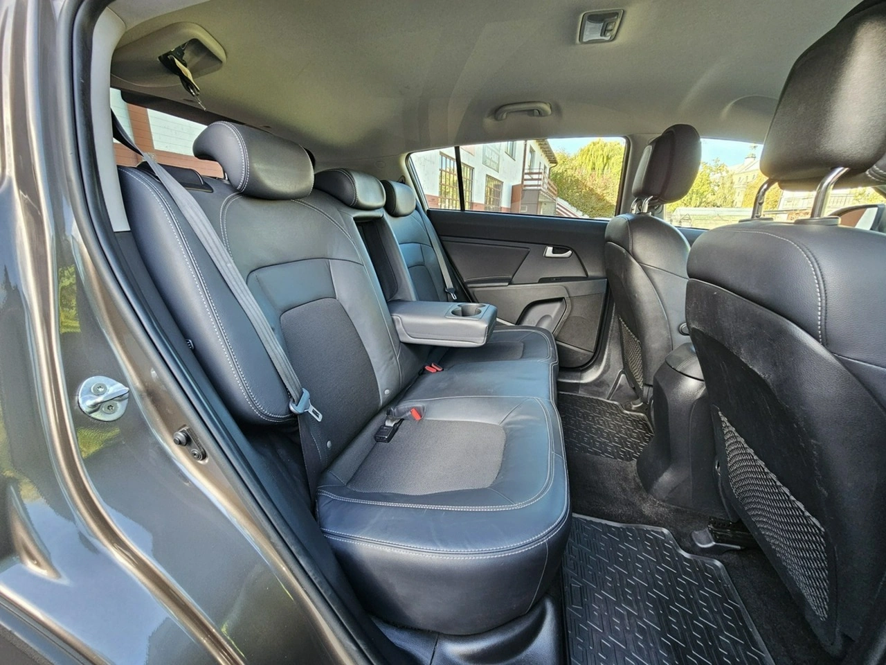 Kia Sportage - Zdjęcie 16