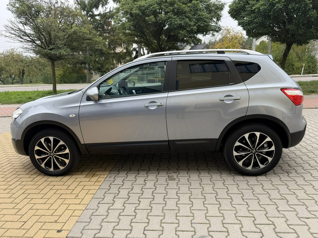 Nissan Qashqai - Zdjęcie 2