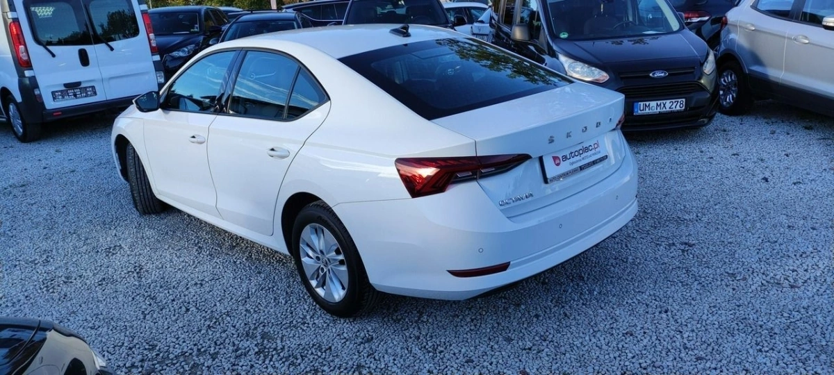 Skoda Octavia - Zdjęcie 6