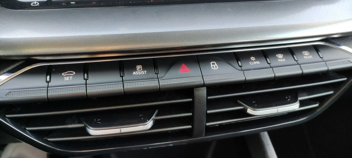 Skoda Octavia - Zdjęcie 21