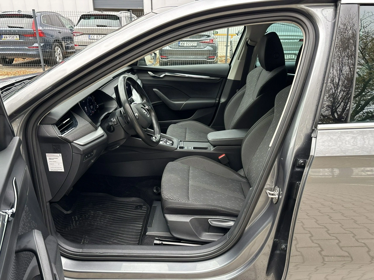 Skoda Octavia - Zdjęcie 9
