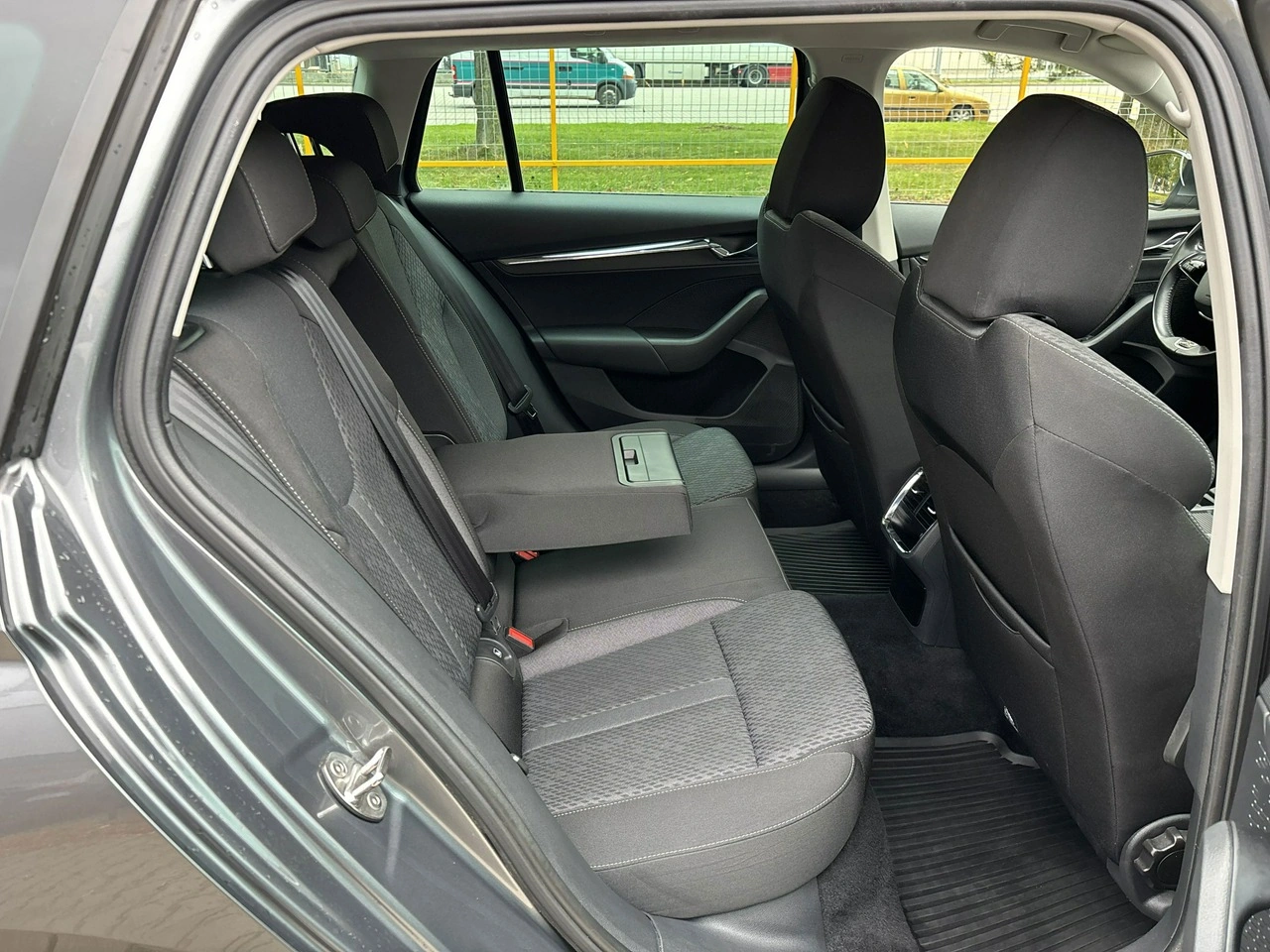 Skoda Octavia - Zdjęcie 16