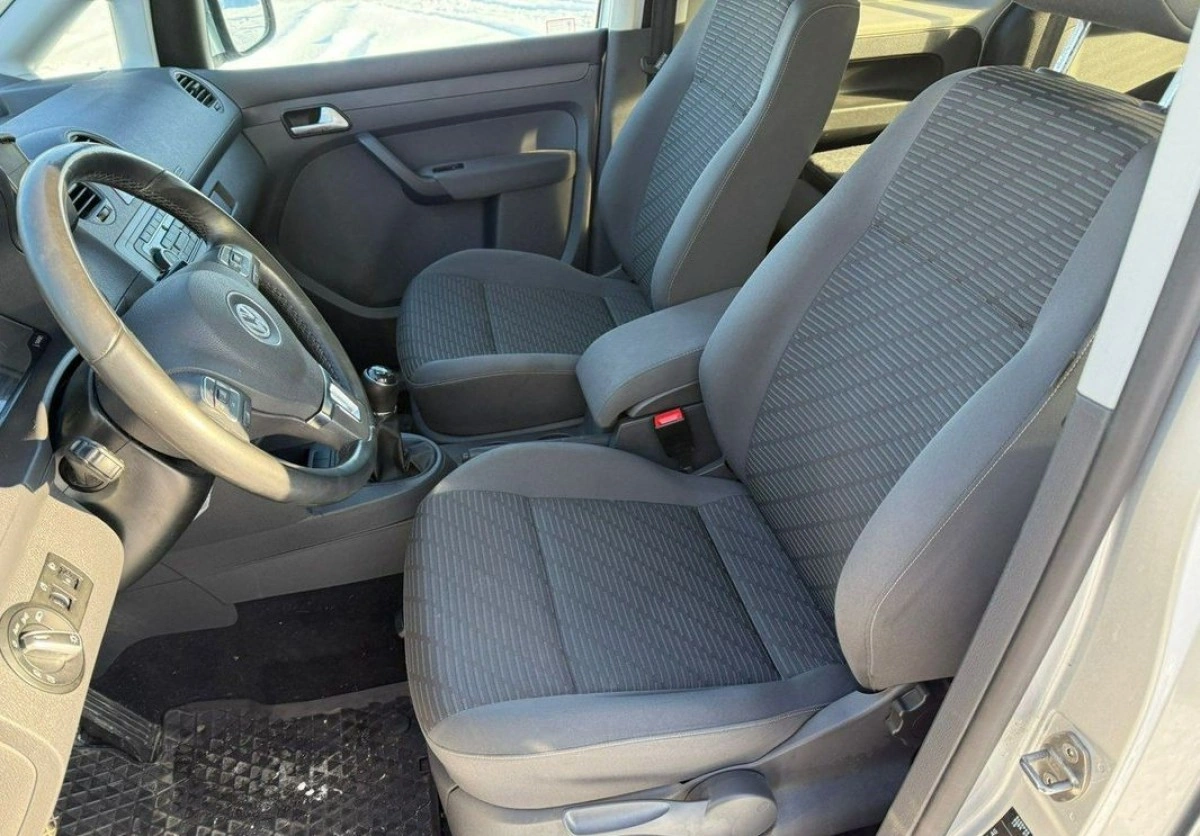 Volkswagen Caddy - Zdjęcie 22