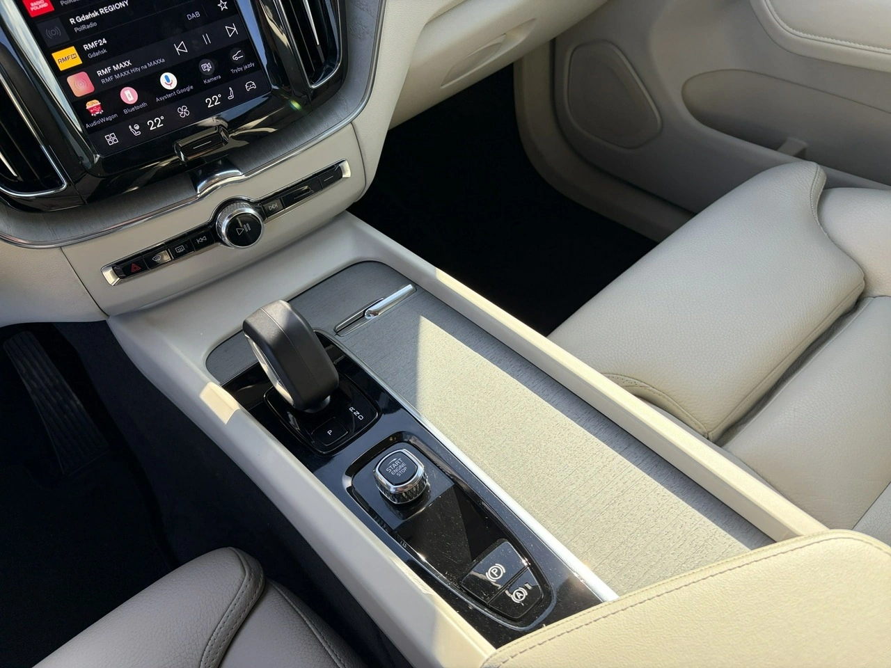 Volvo XC 60 - Zdjęcie 19