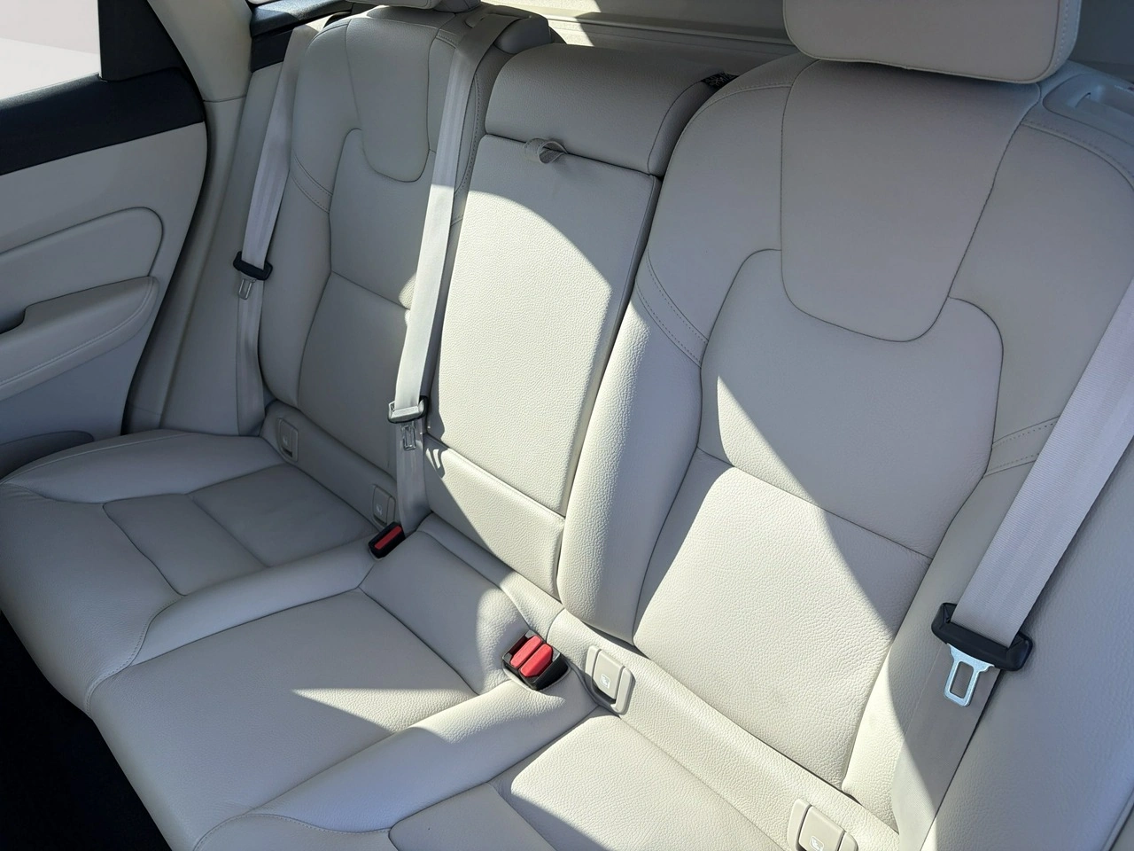 Volvo XC 60 - Zdjęcie 23