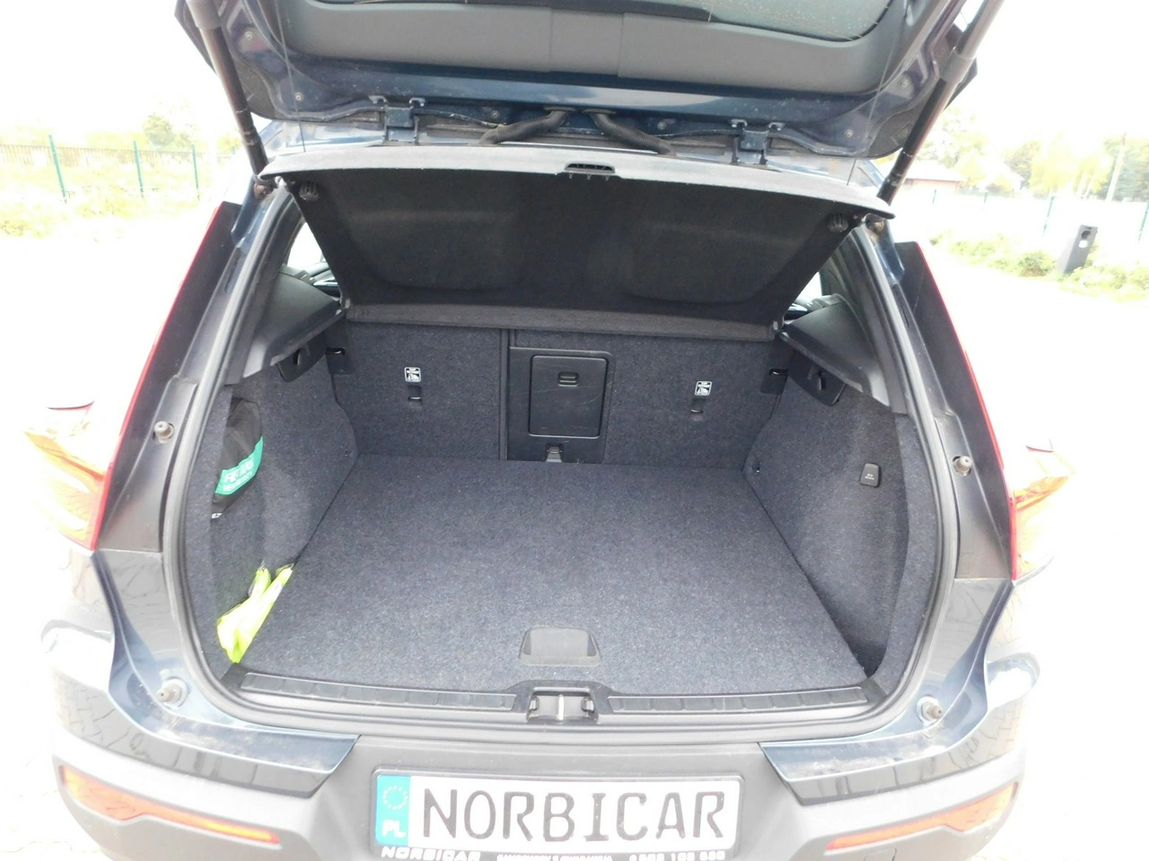 Volvo XC 40 - Zdjęcie 24